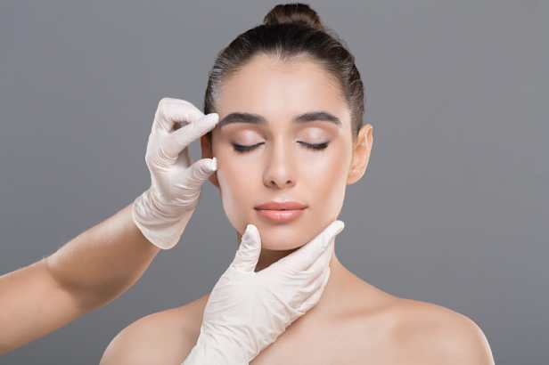 Understanding the Risks of Plastic Surgery and How to Minimize Them